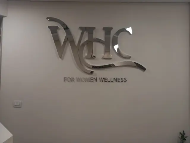 Well Health Clinics - Signage design 2 | MAZCODEX portfolio